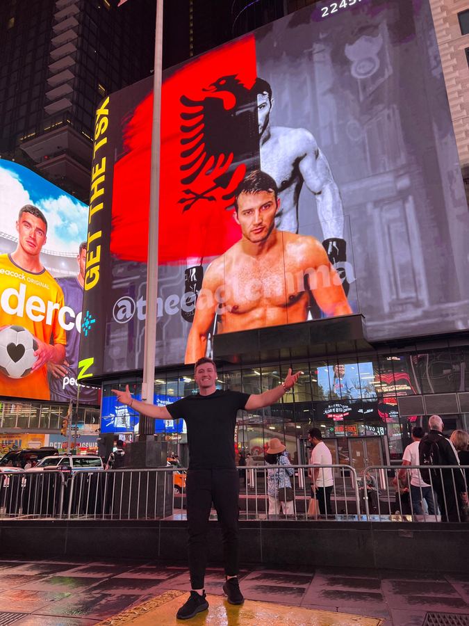 Times Square billboard, @theeaglemma